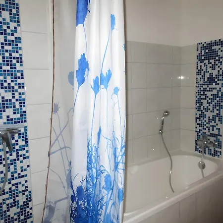 La Fleur Apartment