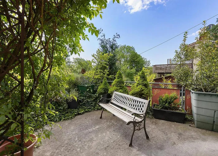 La Fleur Apartman Tengen